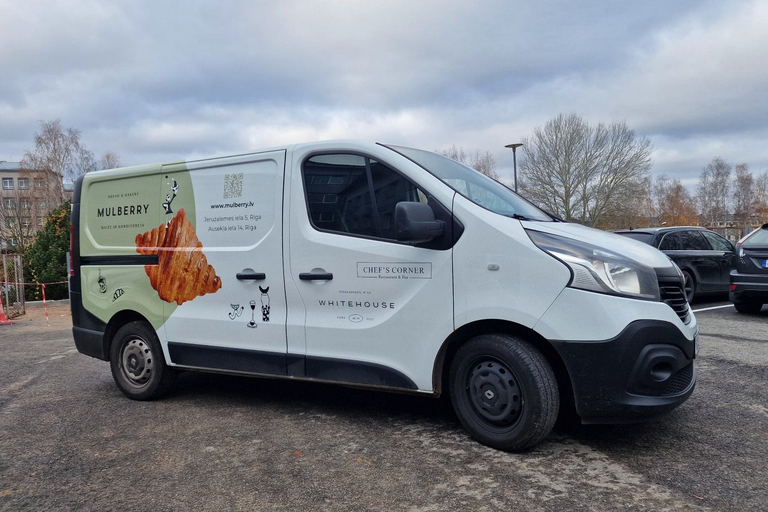 Mulberry komerctransporta auto aplimesana